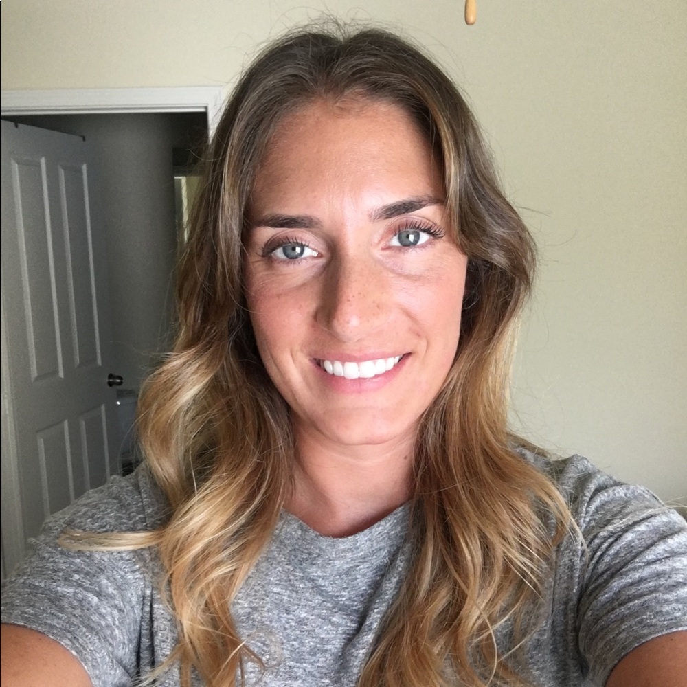 Meet your Posher, Jaclyn